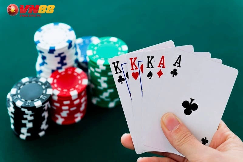 Bài Phỏm VN88 - Sàn Đấu Trí Lý Tưởng Dành Cho Các Thần Bài 3 Mẹo chơi Bài Phỏm VN88 bất bại cho người chơi chuyên nghiệp